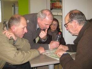 In bakkerij-lunchroom verdere planning van mijn toekomstige route. Wel aardig van de " jongens"