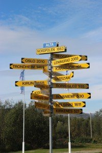 Borden op Strand Camping Alta